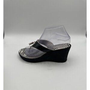 Clarks 7M  Black Faux Leather Striped Casual Wedge Sandals Tassel Accent Black